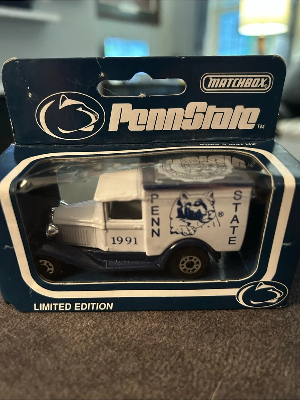 Matchbox Penn State Collectible Die-Cast Delivery Truck - White & Blue